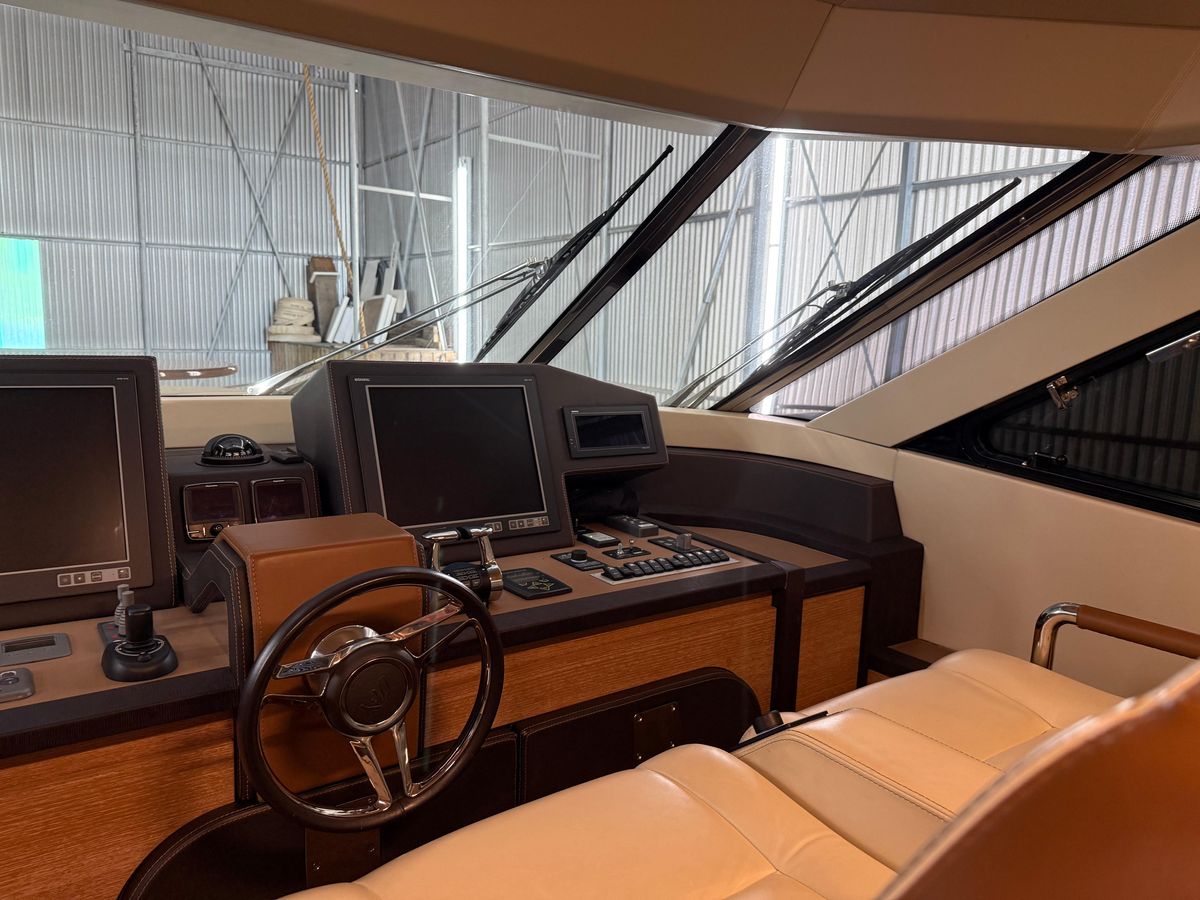 2012 Monte Carlo Yachts 76 