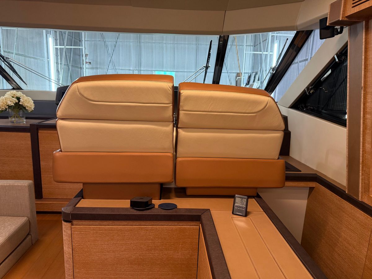 2012 Monte Carlo Yachts 76 