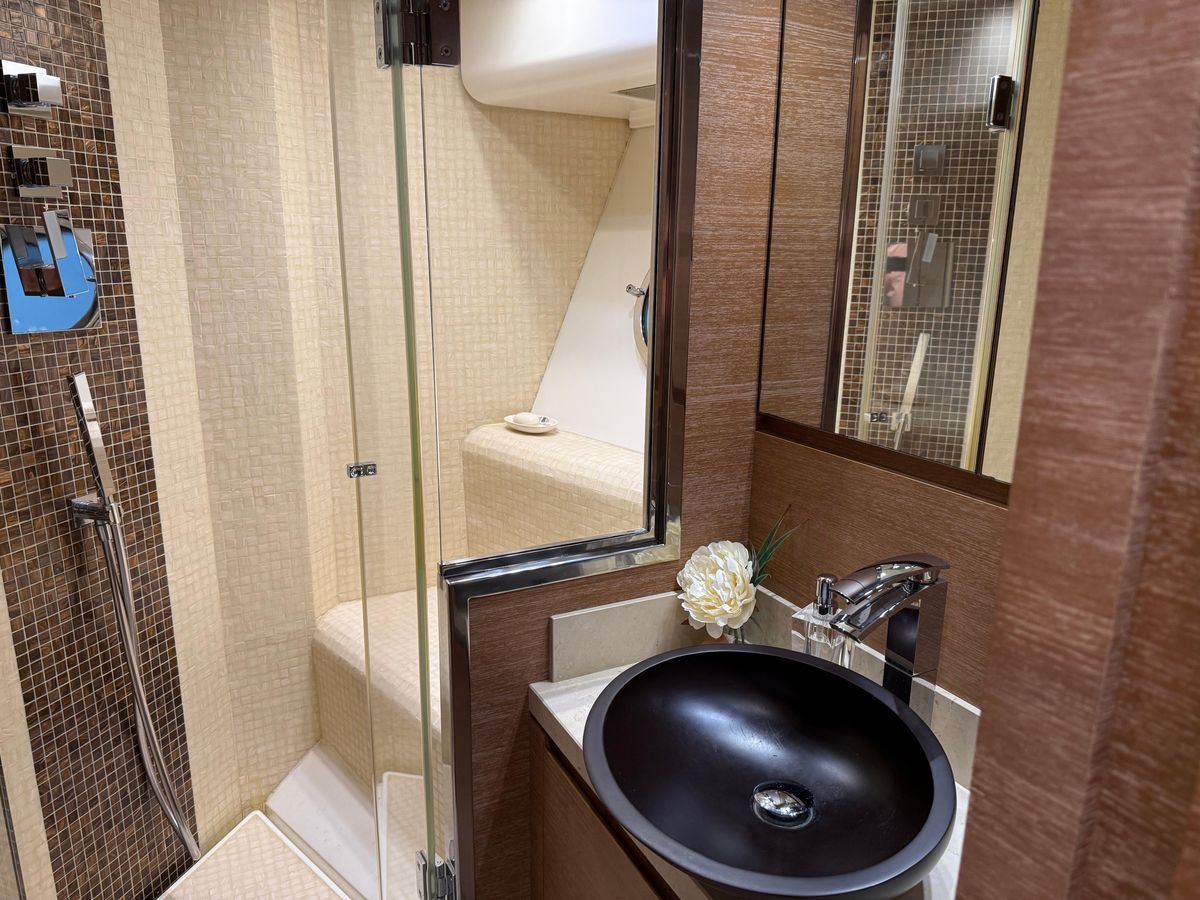 2012 Monte Carlo Yachts 76 