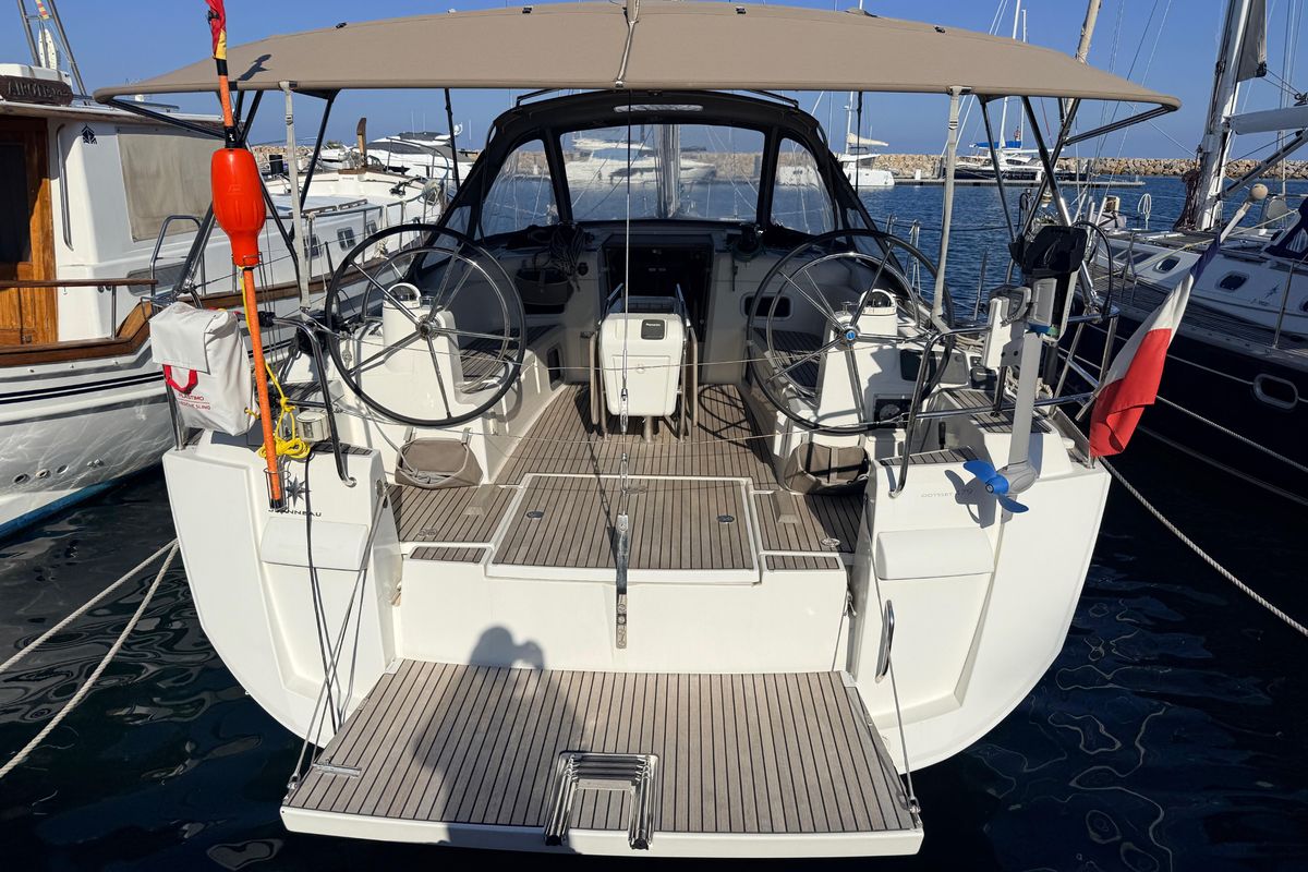2015 Jeanneau 47 