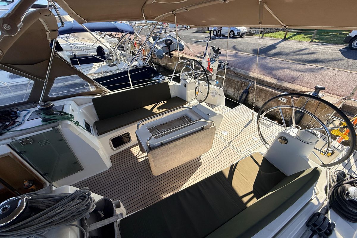 2015 Jeanneau 47 