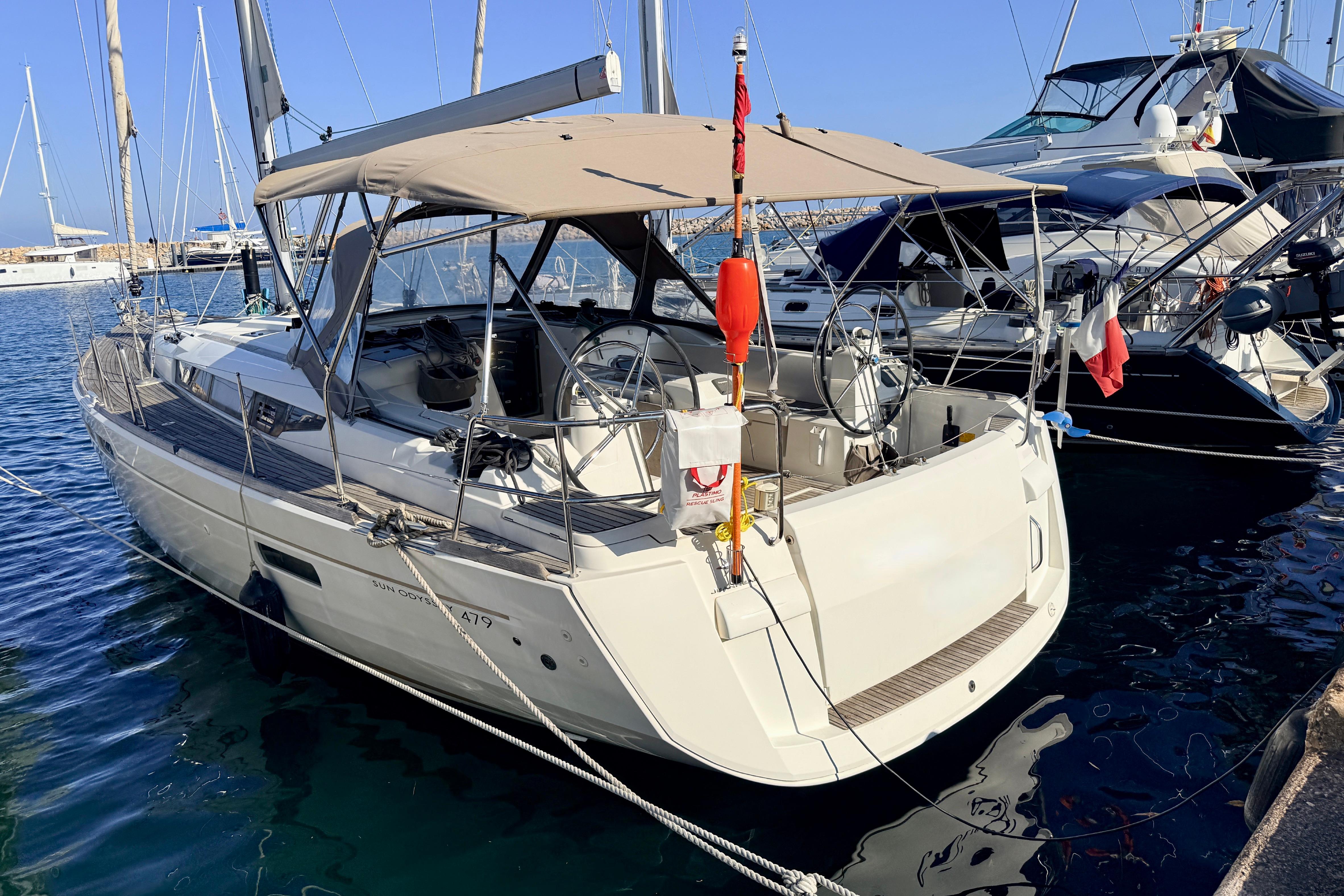 2015 Jeanneau Sun Odyssey 479