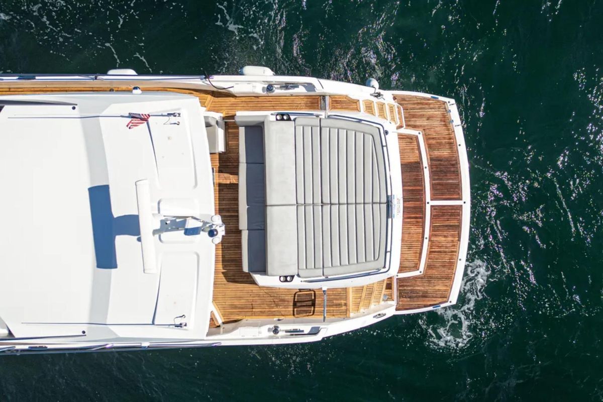 2020 Sunseeker 74 
