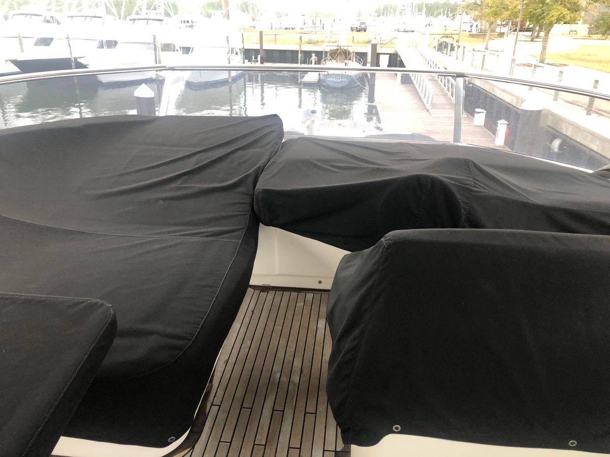 2012 Monte Carlo Yachts 76 