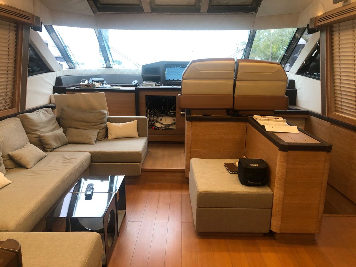 2012 Monte Carlo Yachts 76 