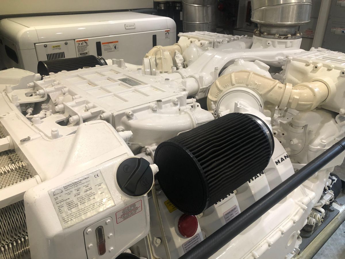 2012 Monte Carlo Yachts 76 