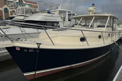 Mainship Pilot 34
