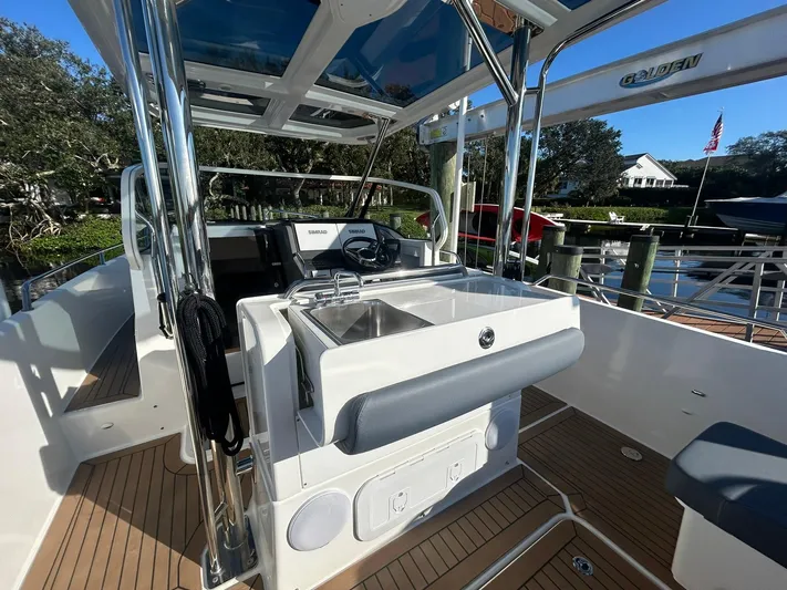  Yacht Photos Pics Nimbus T9 - Wet bar