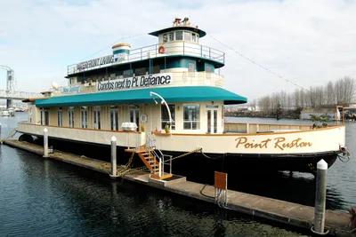 Ferry Custom