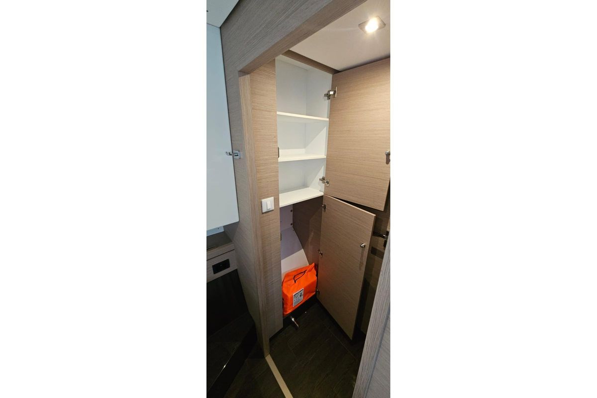 2022 Fountaine Pajot 46 