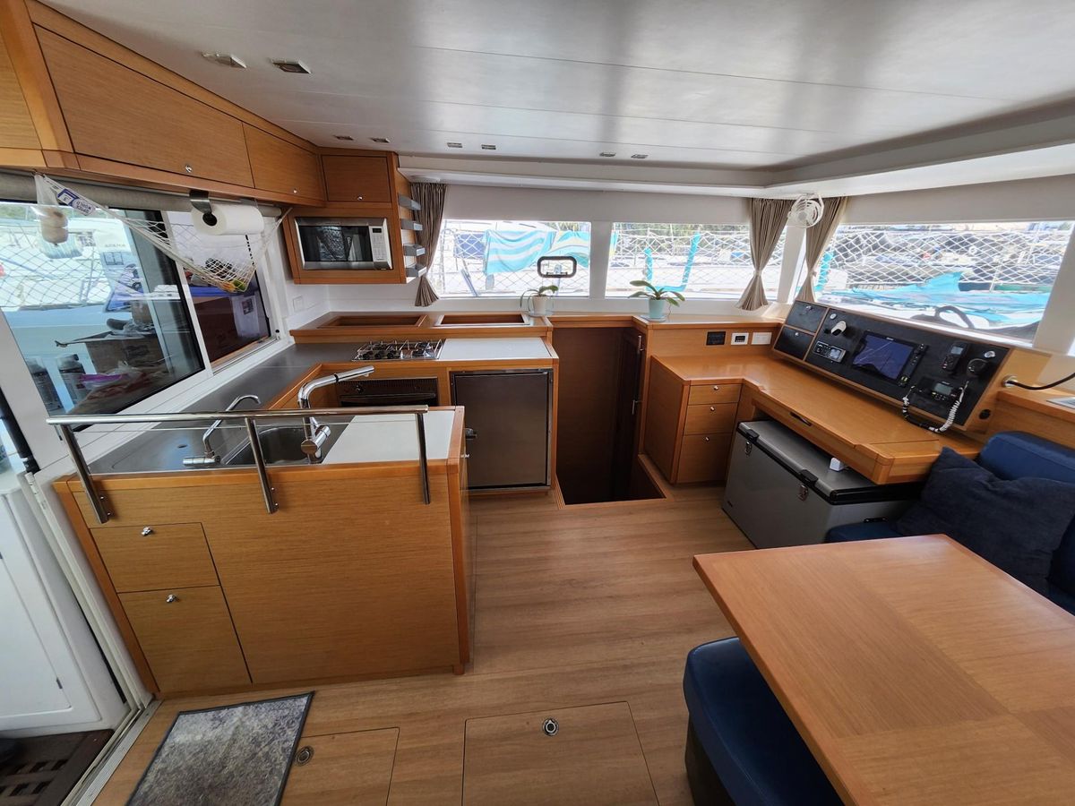 2015 Lagoon 45 