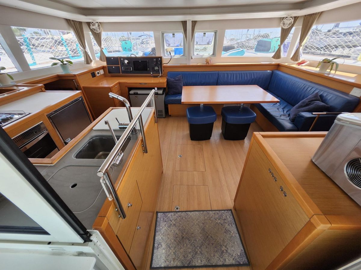 2015 Lagoon 45 
