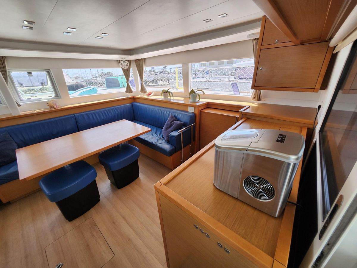 2015 Lagoon 45 