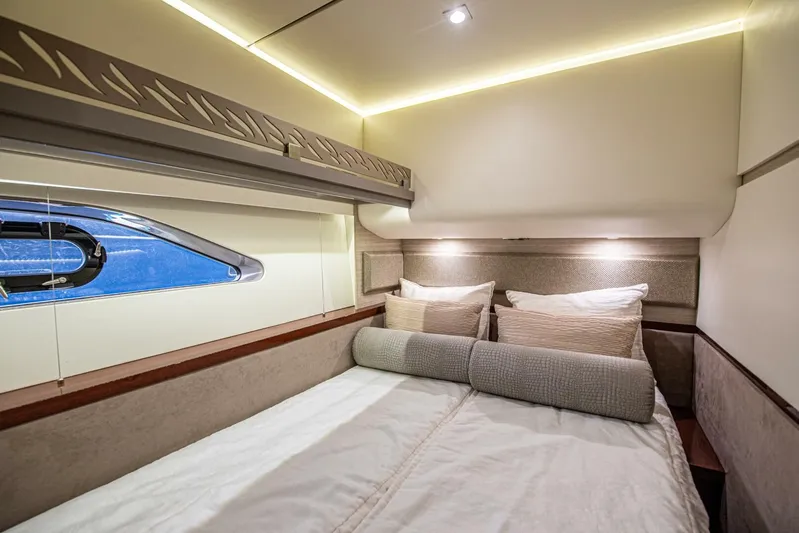 Bob 'n Around Yacht Photos Pics 2018 Sea Ray L550 - Image 63