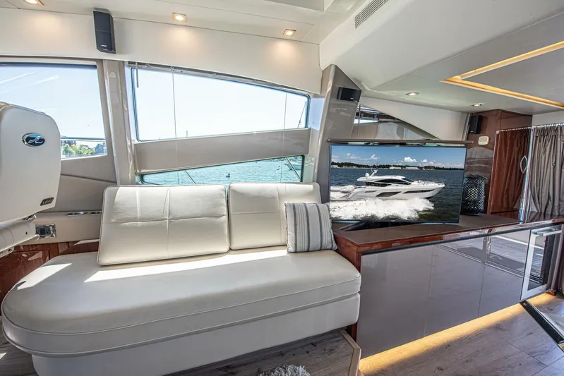Bob 'n Around Yacht Photos Pics 2018 Sea Ray L550 - Image 33