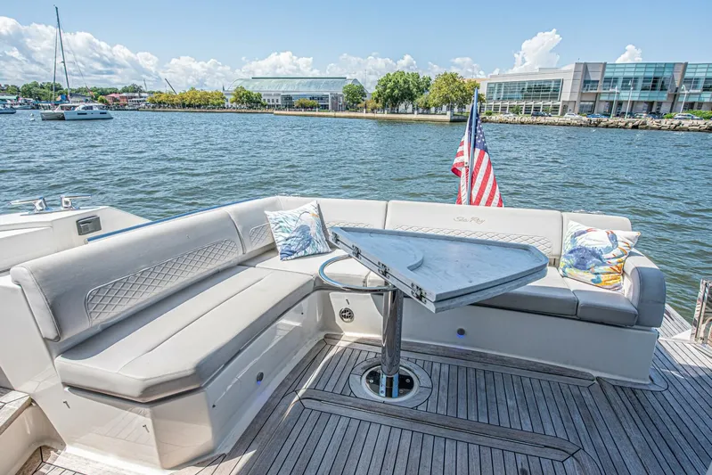 Bob 'n Around Yacht Photos Pics 2018 Sea Ray L550 - Image 22