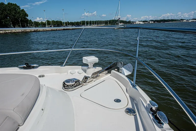 Bob 'n Around Yacht Photos Pics 2018 Sea Ray L550 - Image 10