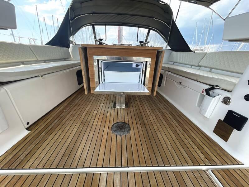 2019 Dufour 56 Cruiser for sale - YachtWorld