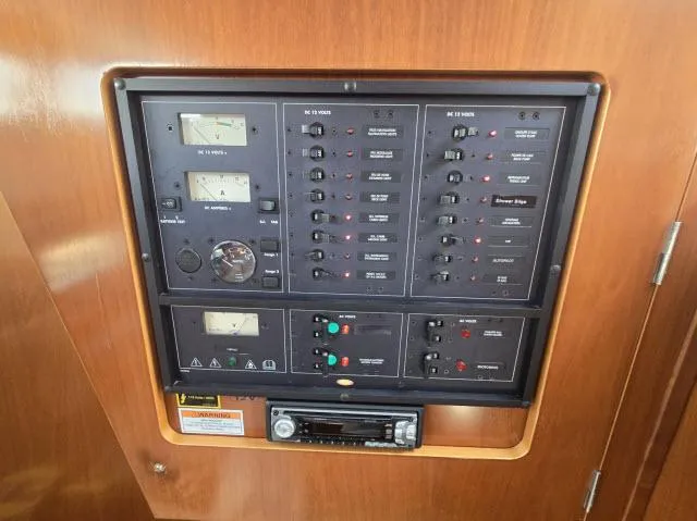 Aeolus Yacht Photos Pics 