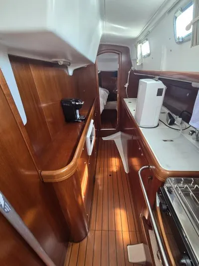 Aeolus Yacht Photos Pics 