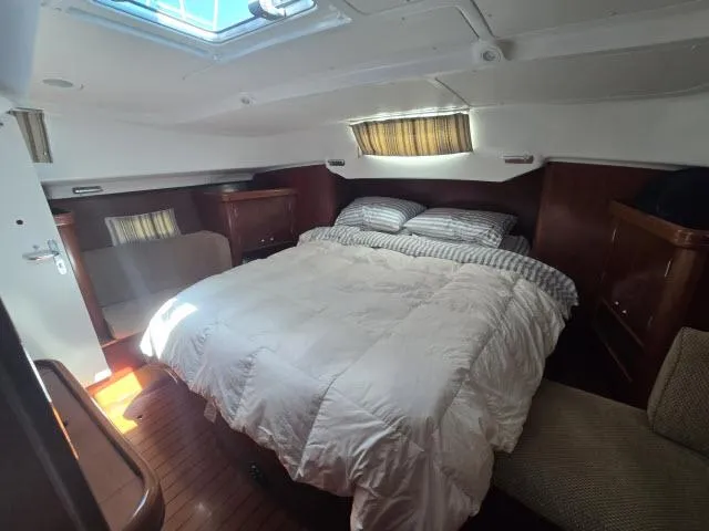 Aeolus Yacht Photos Pics 