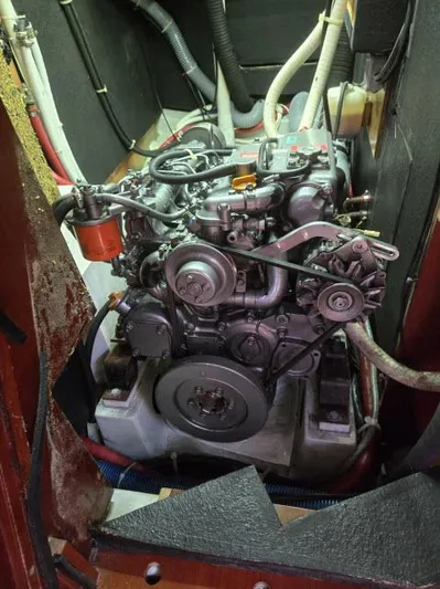 Aeolus Yacht Photos Pics 