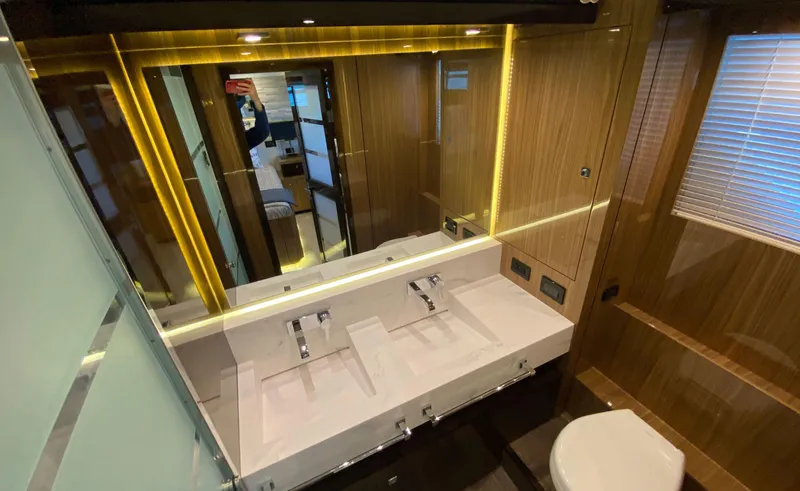 Radiant Yacht Photos Pics 