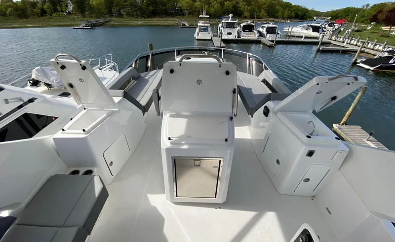 Radiant Yacht Photos Pics 