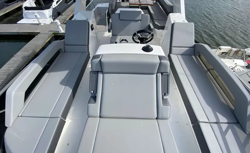 Radiant Yacht Photos Pics 