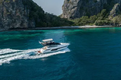 2025 Fairline Squadron 50