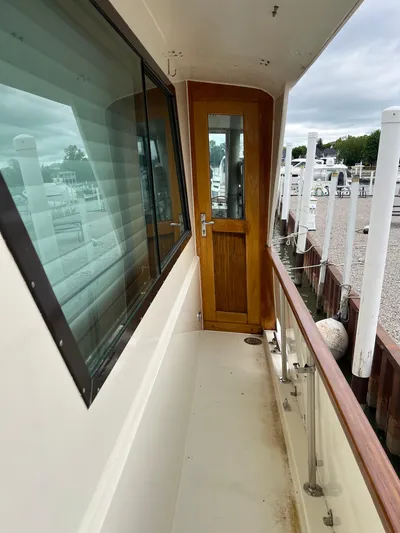 My Chanticleer Yacht Photos Pics Side deck port