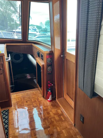 My Chanticleer Yacht Photos Pics Pilothouse flooring