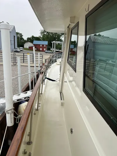 My Chanticleer Yacht Photos Pics Port side deck looking forward