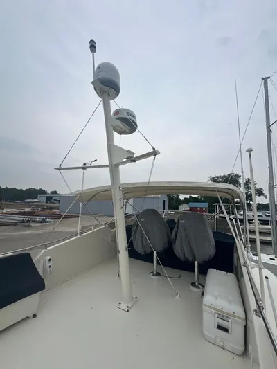 My Chanticleer Yacht Photos Pics Bridge electronics mast