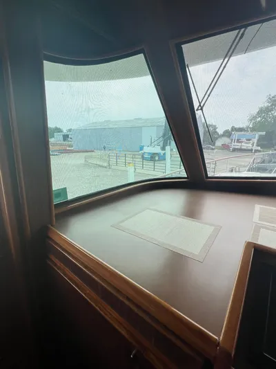 My Chanticleer Yacht Photos Pics Chart table pilothouse