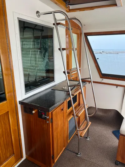 My Chanticleer Yacht Photos Pics Ladder to bridge