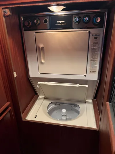 My Chanticleer Yacht Photos Pics Washer / Dryer