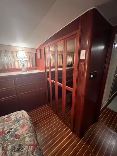 My Chanticleer Yacht Photos Pics Master stateroom