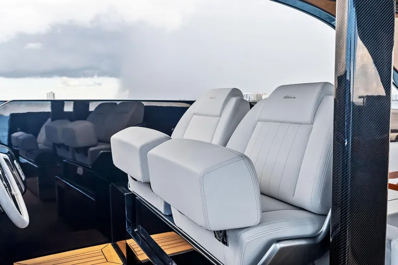 Tasty Waves Yacht Photos Pics 