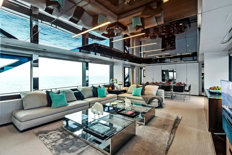 Tasty Waves Yacht Photos Pics 