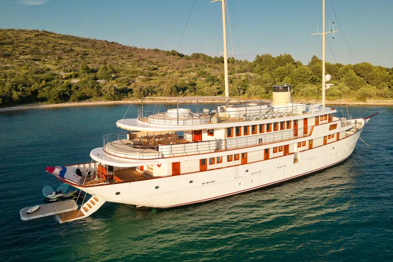  Yacht Photos Pics 