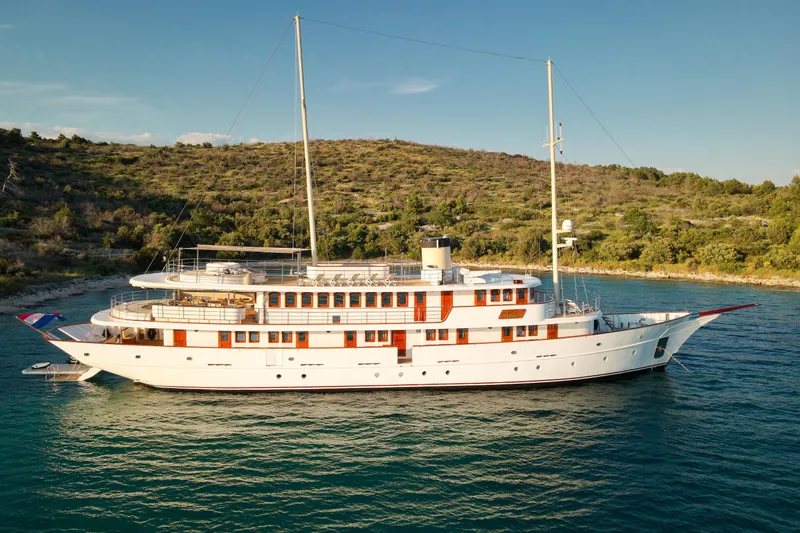  Yacht Photos Pics 