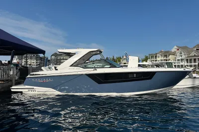 Monterey 378 Super Sport