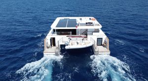 Catamaran Ocean Beast 65