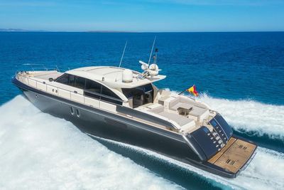 Yacht
