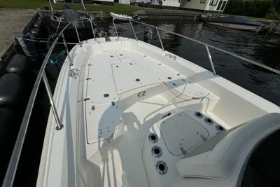 2014 Boston Whaler 240 Dauntless