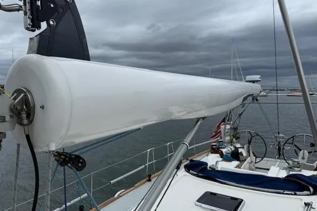  Yacht Photos Pics Furlerboom