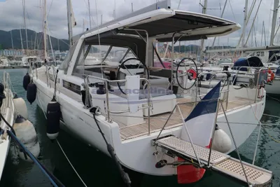 2023 Beneteau Oceanis 54