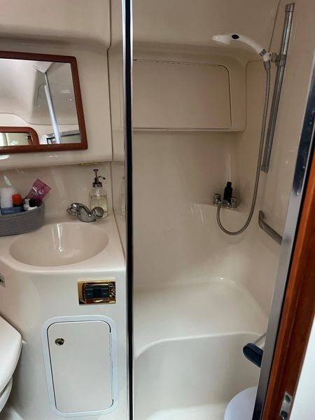 2000 Sea Ray 420 Aft Cabin