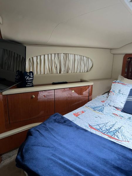 2000 Sea Ray 420 Aft Cabin